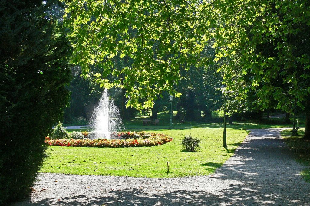 Park Zdrojowy i Pijalnia Wód Mineralnych w Iwoniczu-Zdroju